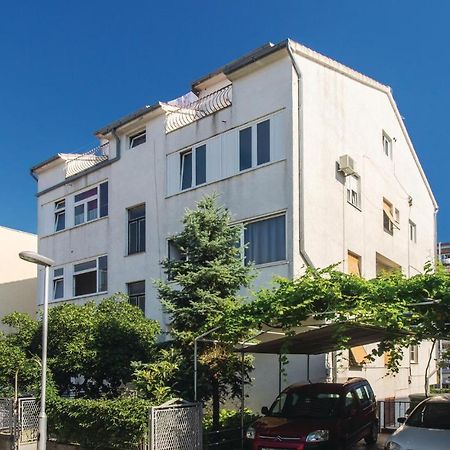 Cozy Apartment In Split With Kitchenette Buitenkant foto