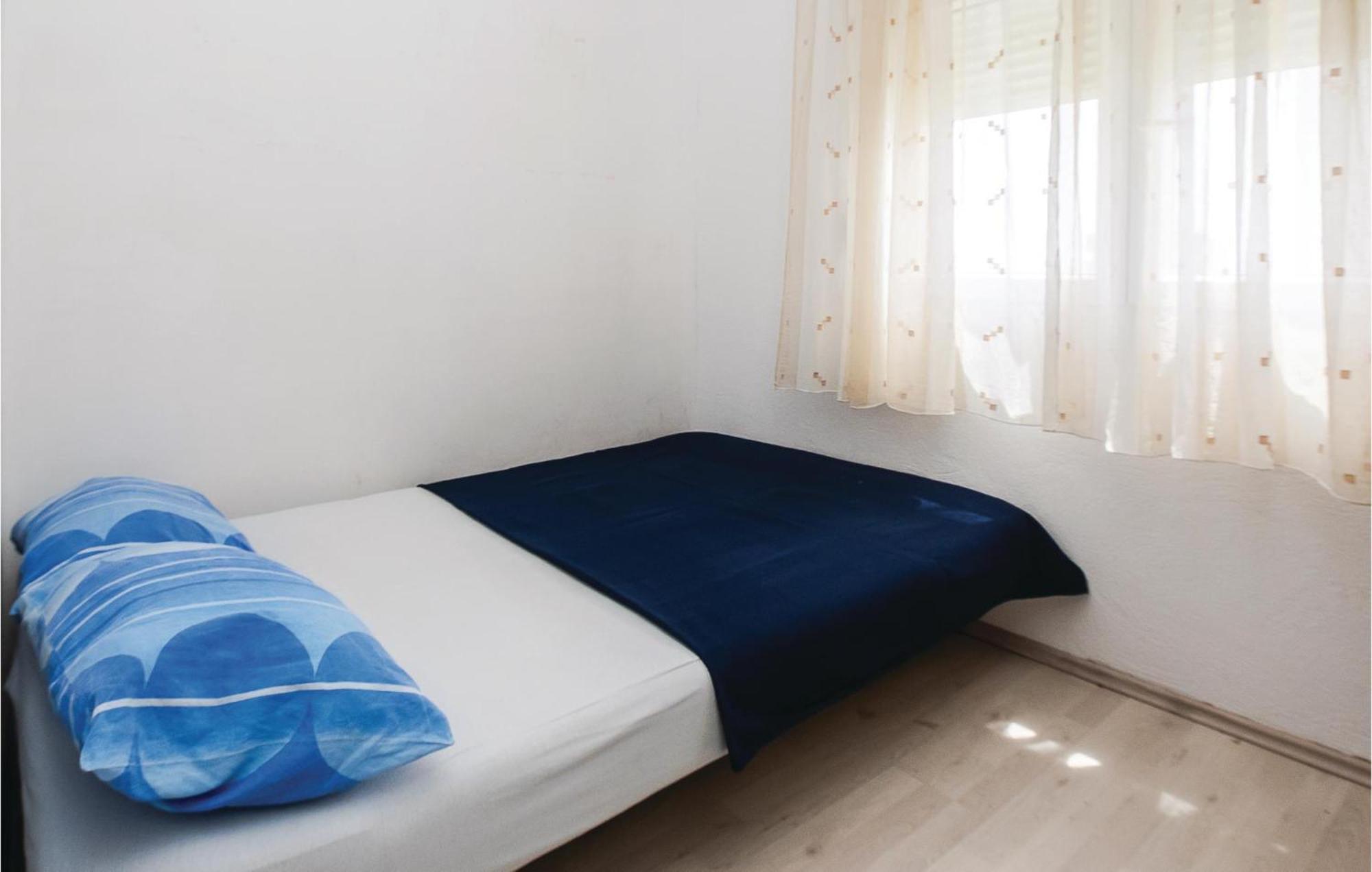 Cozy Apartment In Split With Kitchenette Buitenkant foto
